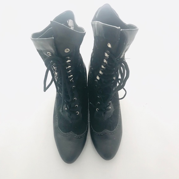 Victorian style boots - Picture 2 of 2